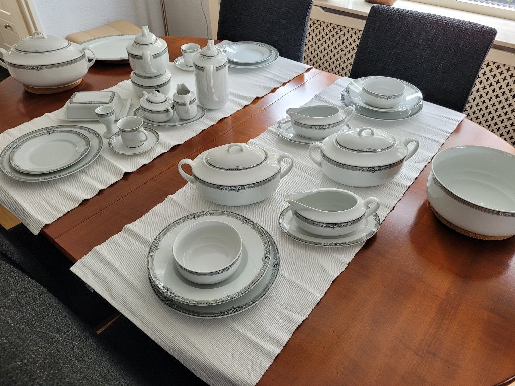Schumann Arzberg servies 12-delig, Ophalen, Zo goed als nieuw, Overige stijlen, Porselein