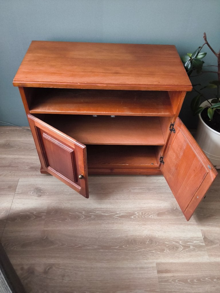Televisie meubel, Ophalen, Gebruikt, 50 tot 100 cm, Minder dan 100 cm