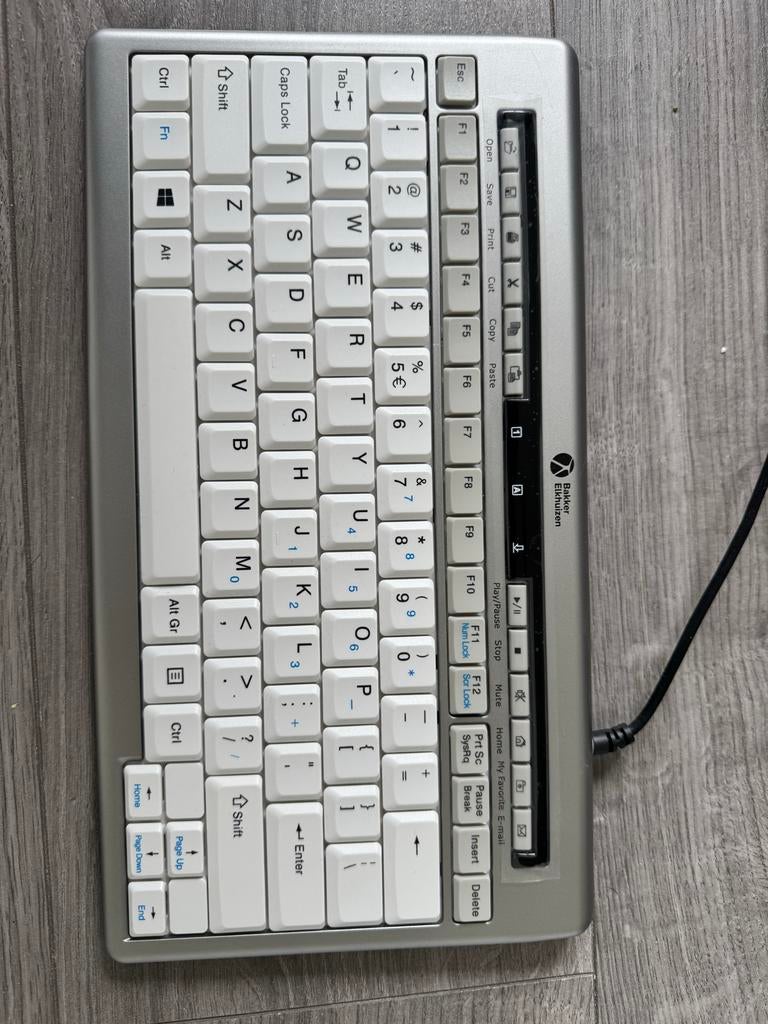 Bakker Elkhuizen Compact Toetsenbord - QWERTY, Bedraad, Computers en Software, Toetsenborden, Ophalen, Multimediatoetsen, Zo goed als nieuw
