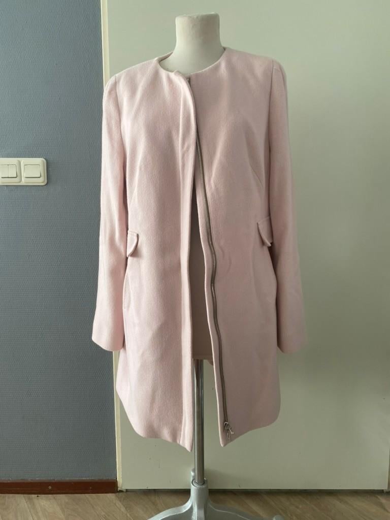 ST Emile Licht Roze Jas Maat 40 – Nette Dames Jas, Maat 38/40 (M), Verzenden, Zo goed als nieuw, ST Emile
