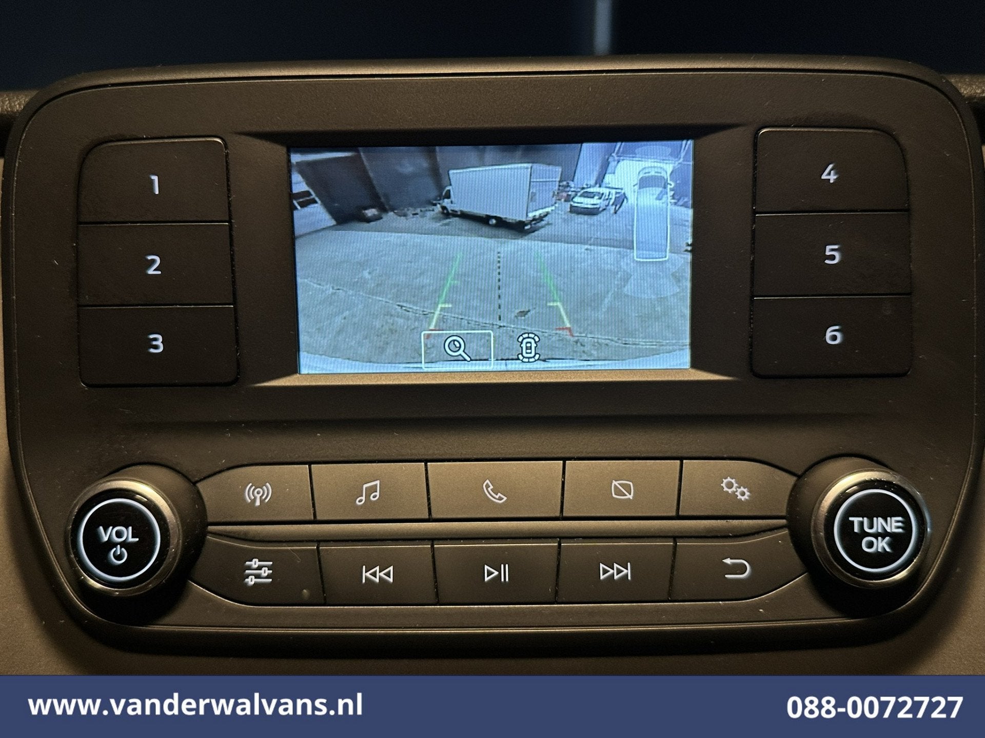 Ford Transit 2.0 TDCI 131pk L4H3 Euro6 Airco | Camera | Crui, Auto's, Voorwielaandrijving, Stof, 4 cilinders, Wit
