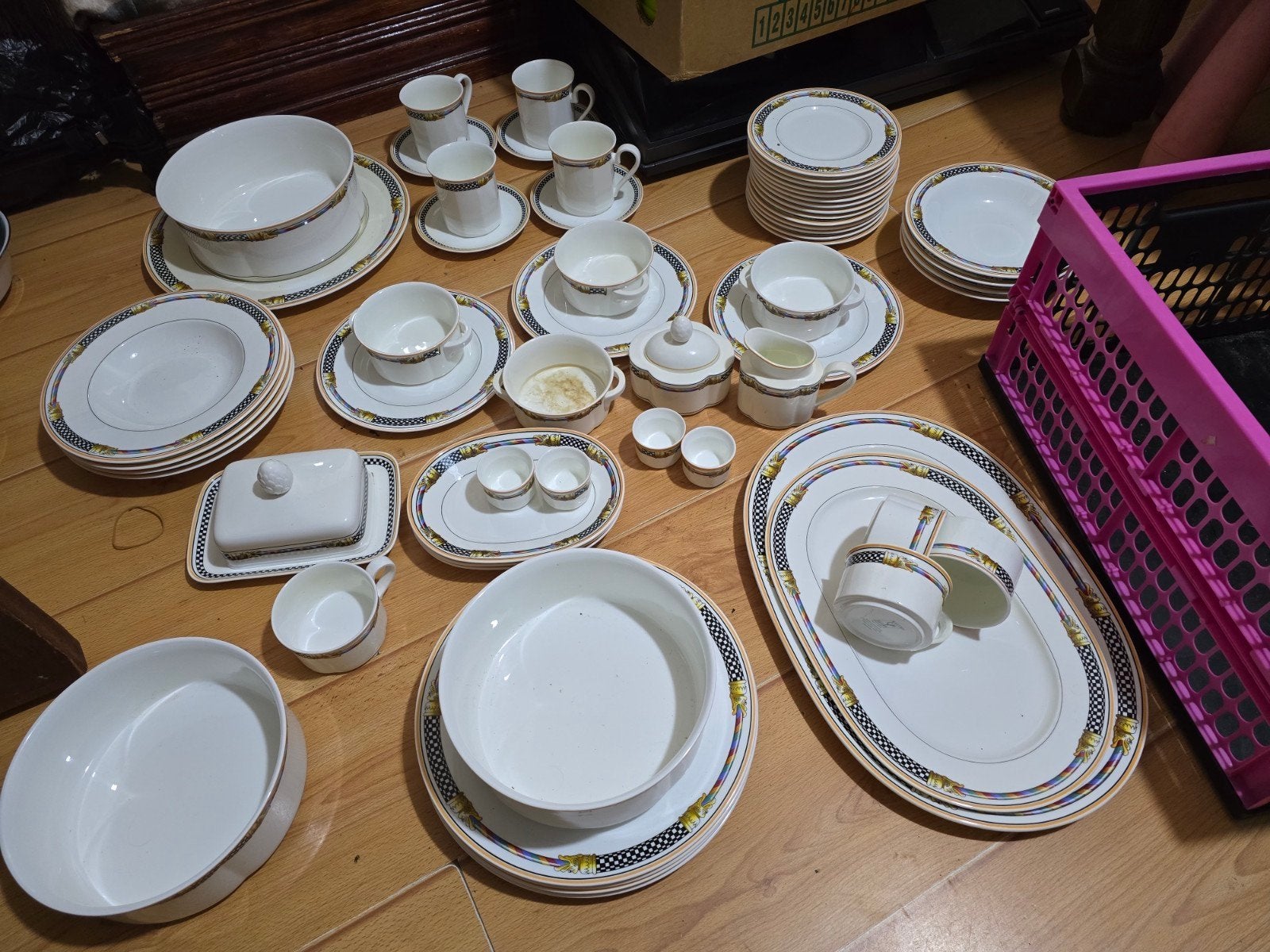 Vintage Gallo Design Ornamenten Bone China Servies, Huis en Inrichting, Ophalen, Klassiek, Villeroy & Boch, Zo goed als nieuw