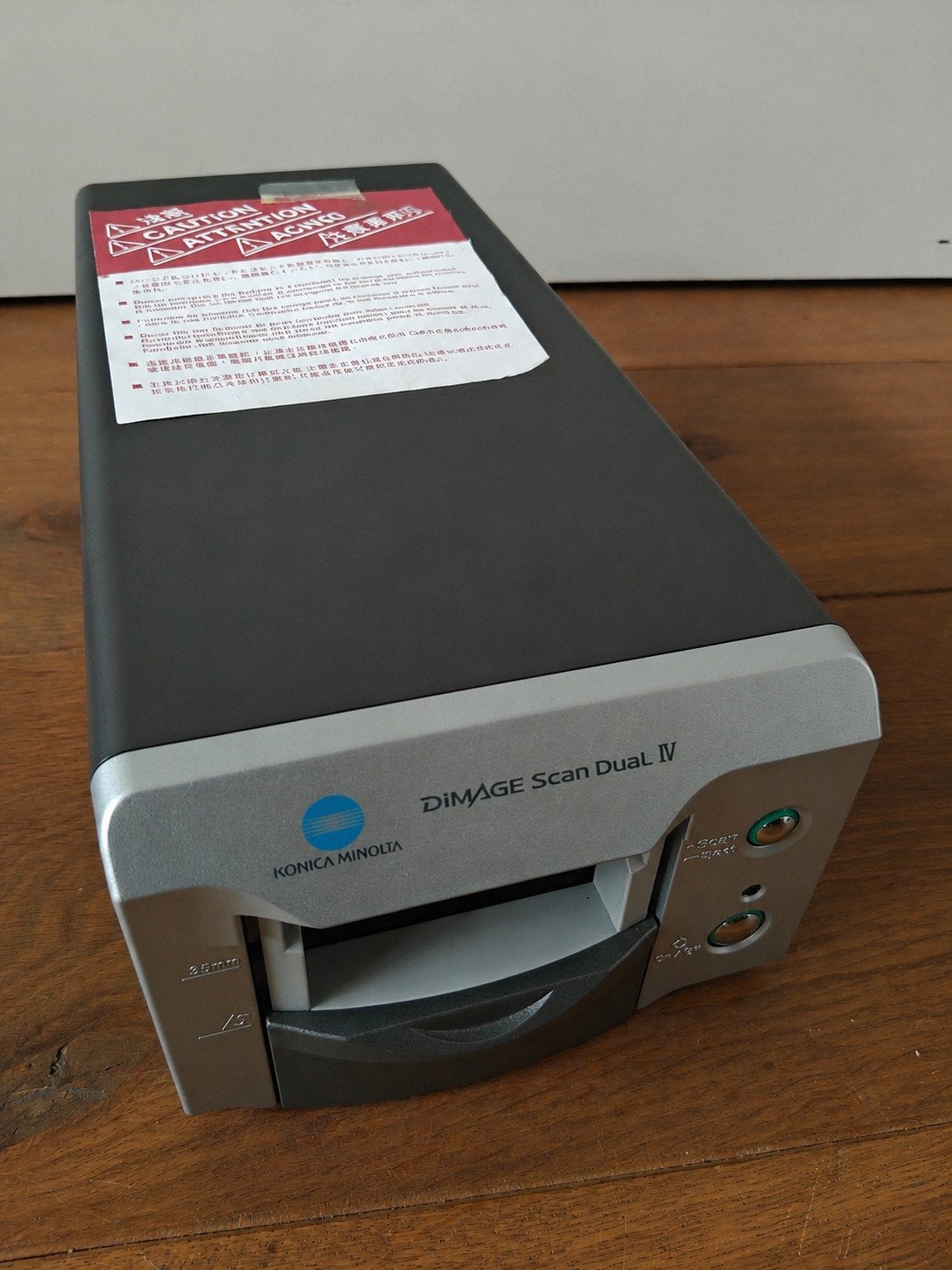 Konica Minolta DiMAGE Scan Dual IV Scanner (lees tekst), Diascanner, Konica, Ophalen of Verzenden, MacOS