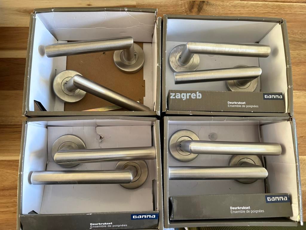 Deurkruk Gamma RVS op rozet (4 sets), Doe-het-zelf en Verbouw, Hang- en Sluitwerk, Ophalen, Zo goed als nieuw, Rvs, Klink of Kruk