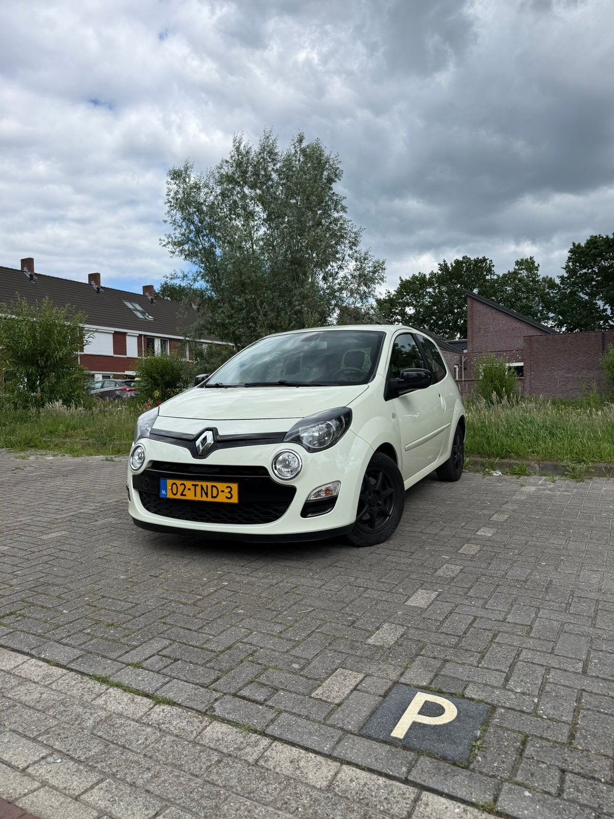 Renault Twingo 1.2 16V 2012 - Cruise Control - Gebroken Wit, Voorwielaandrijving, 839 kg, Twingo, 74 pk