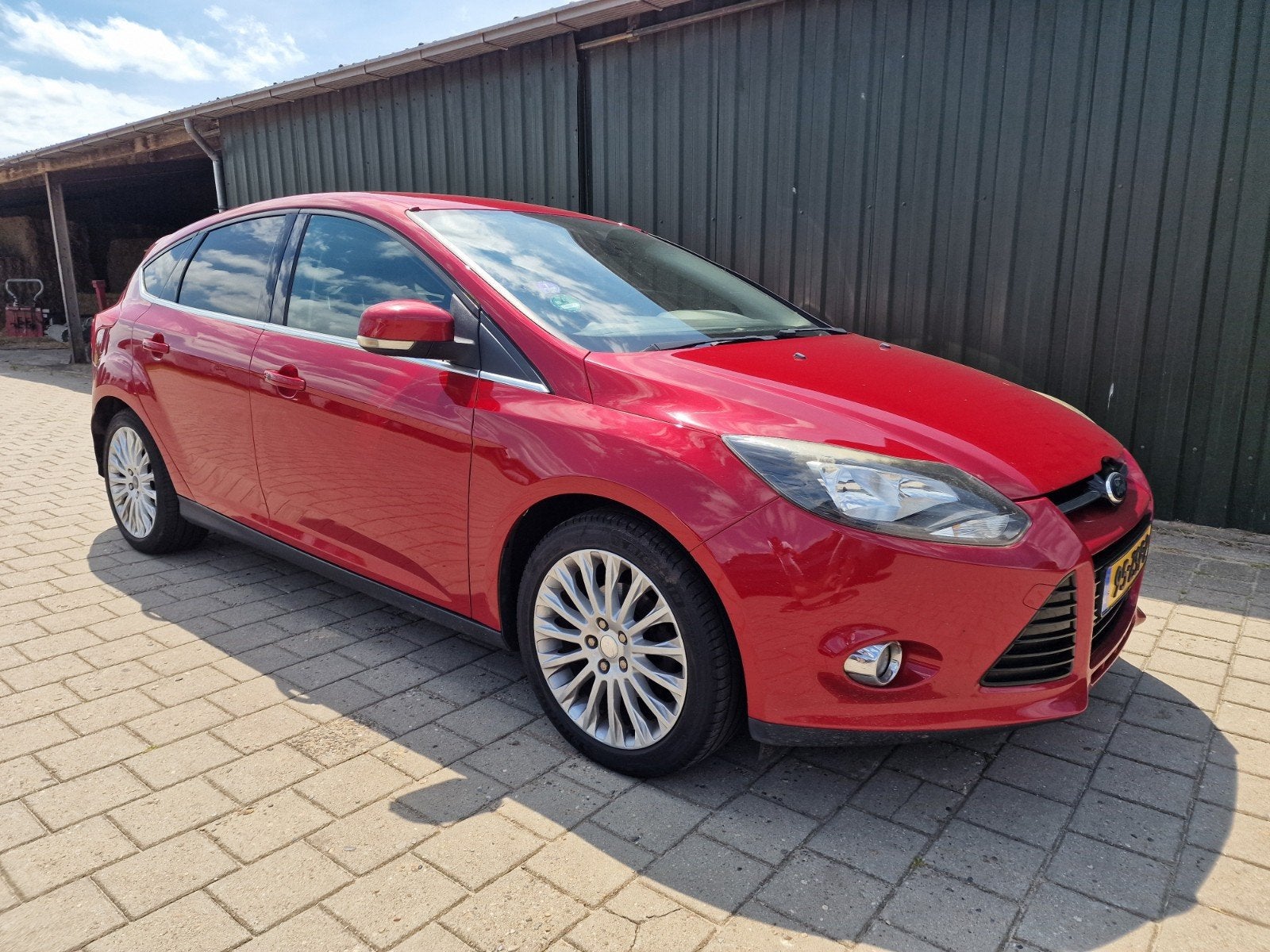 Ford Focus 125Pk Titanium. Gr Onderhoud Gehad!, Auto's, Zwart, 635 kg, Origineel Nederlands, 1200 kg