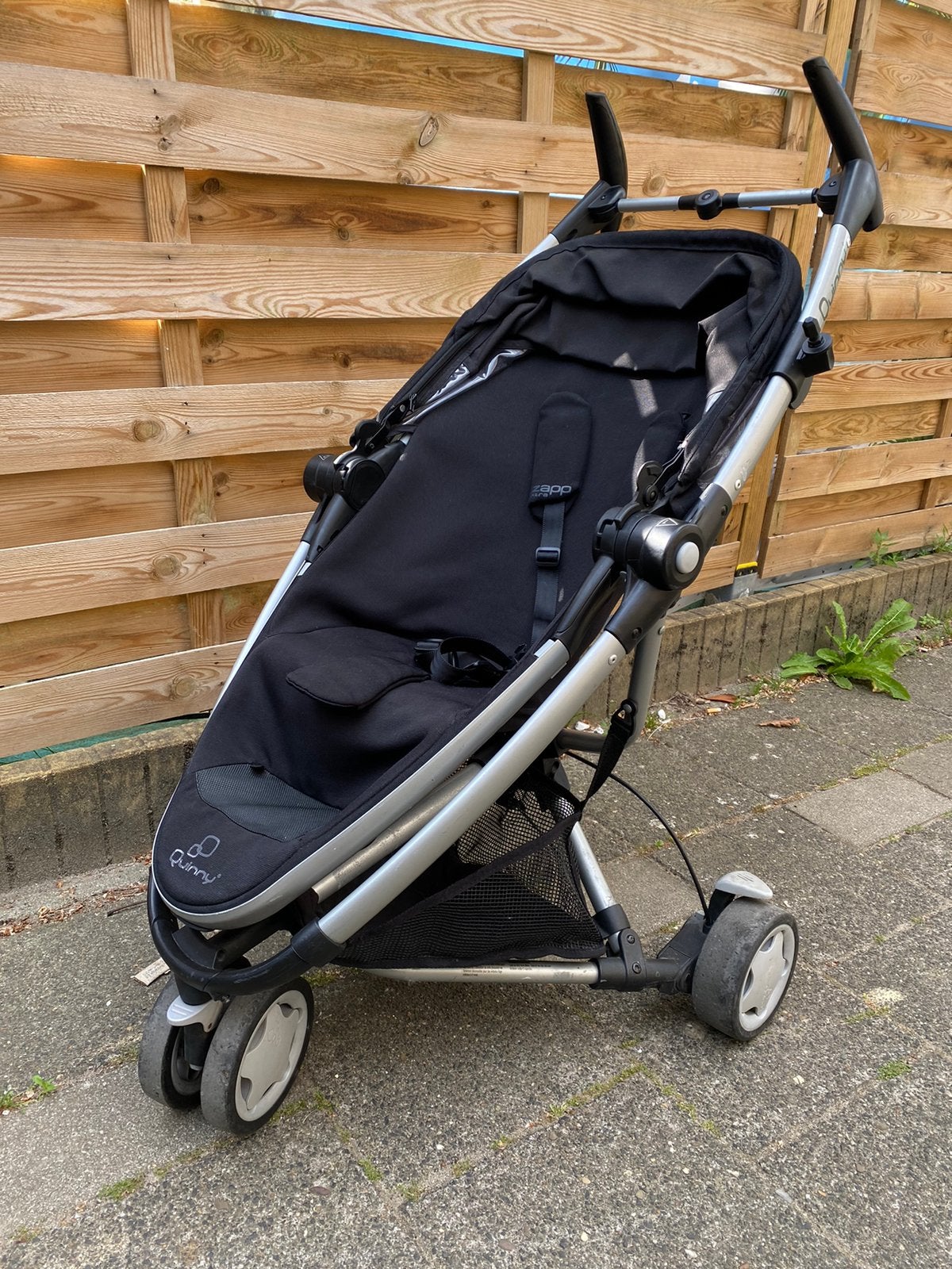 Quinny Zapp Xtra black, Ophalen, Zo goed als nieuw, Quinny, Regenhoes