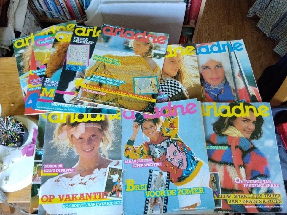 Handwerken met Ariadne - Jaargang 1982, Boeken, Ophalen of Verzenden