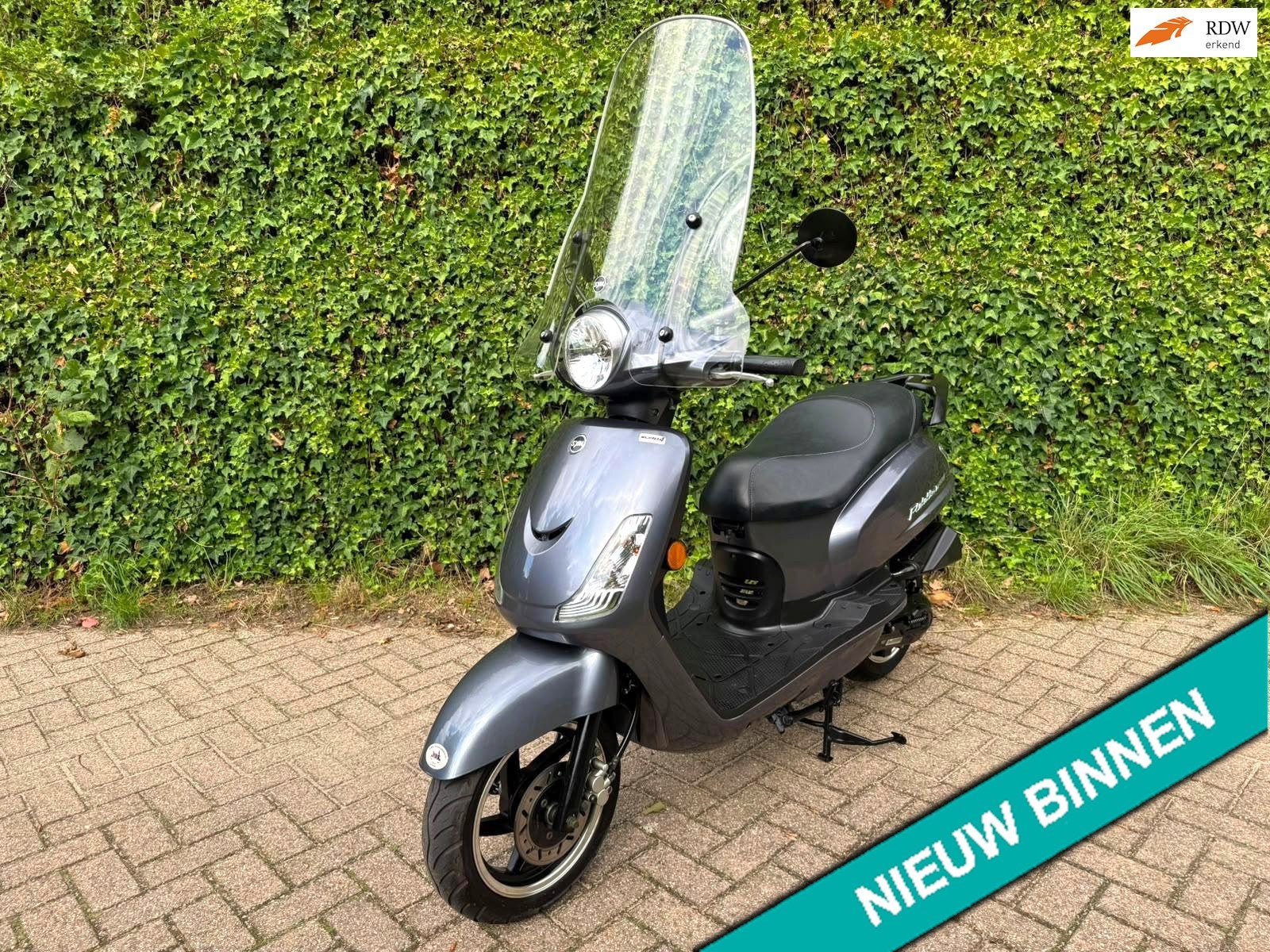 SYM Fiddle 2 Scooter Steal Blue Windscherm BETAAL met in3, 49 cc, S, Benzine, Fiddle