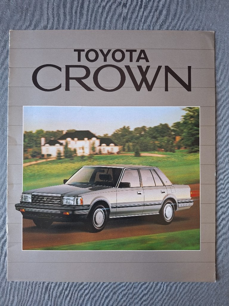 Brochure TOYOTA CROWN - 1984 Engels, Verzenden, Gelezen, Toyota