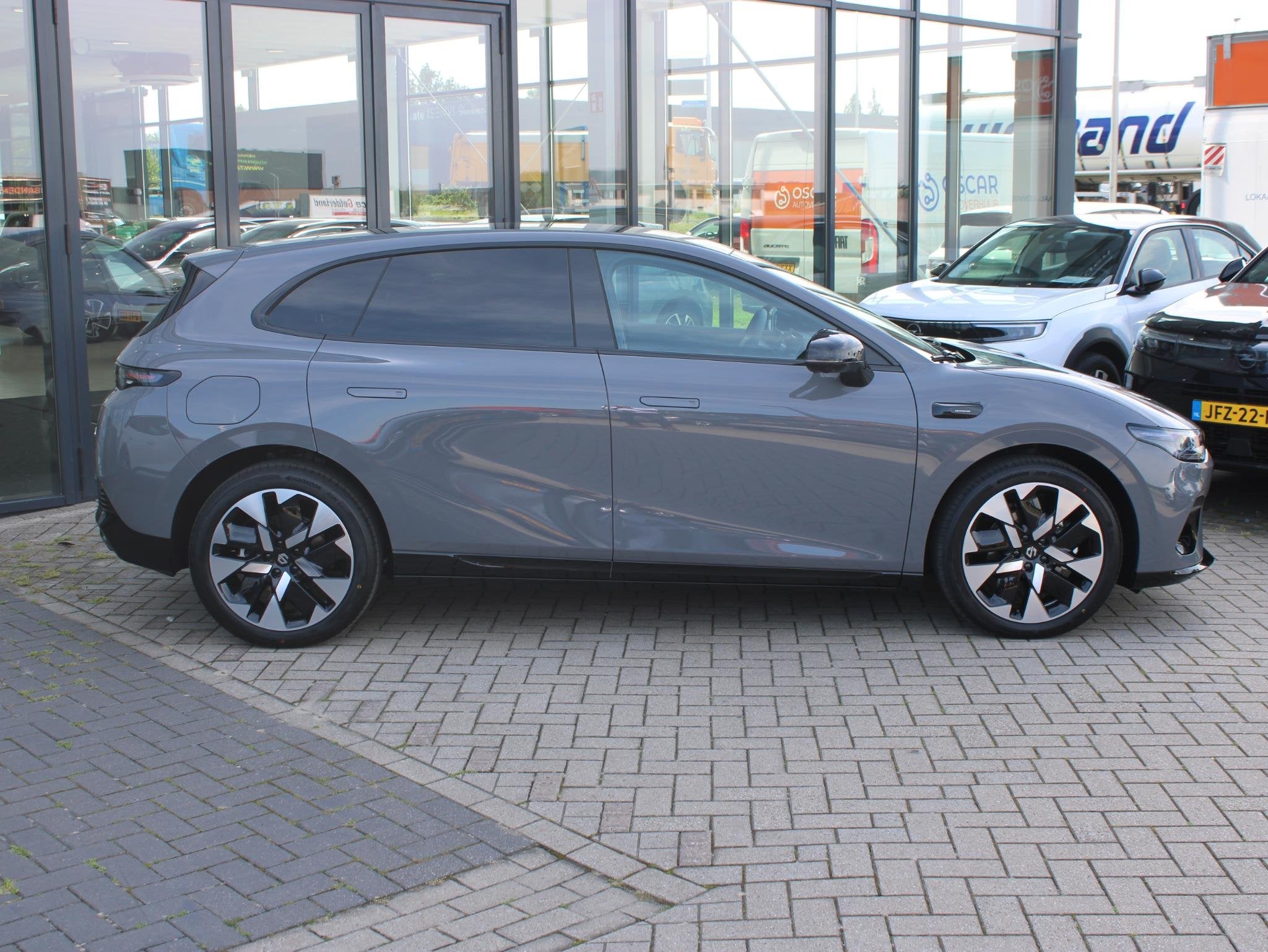 Leapmotor B05 ProMax Design 67.1 kWh VOORRAAD KORTING, Auto's, Leapmotor, 12 maanden, Achterwielaandrijving, Overige modellen