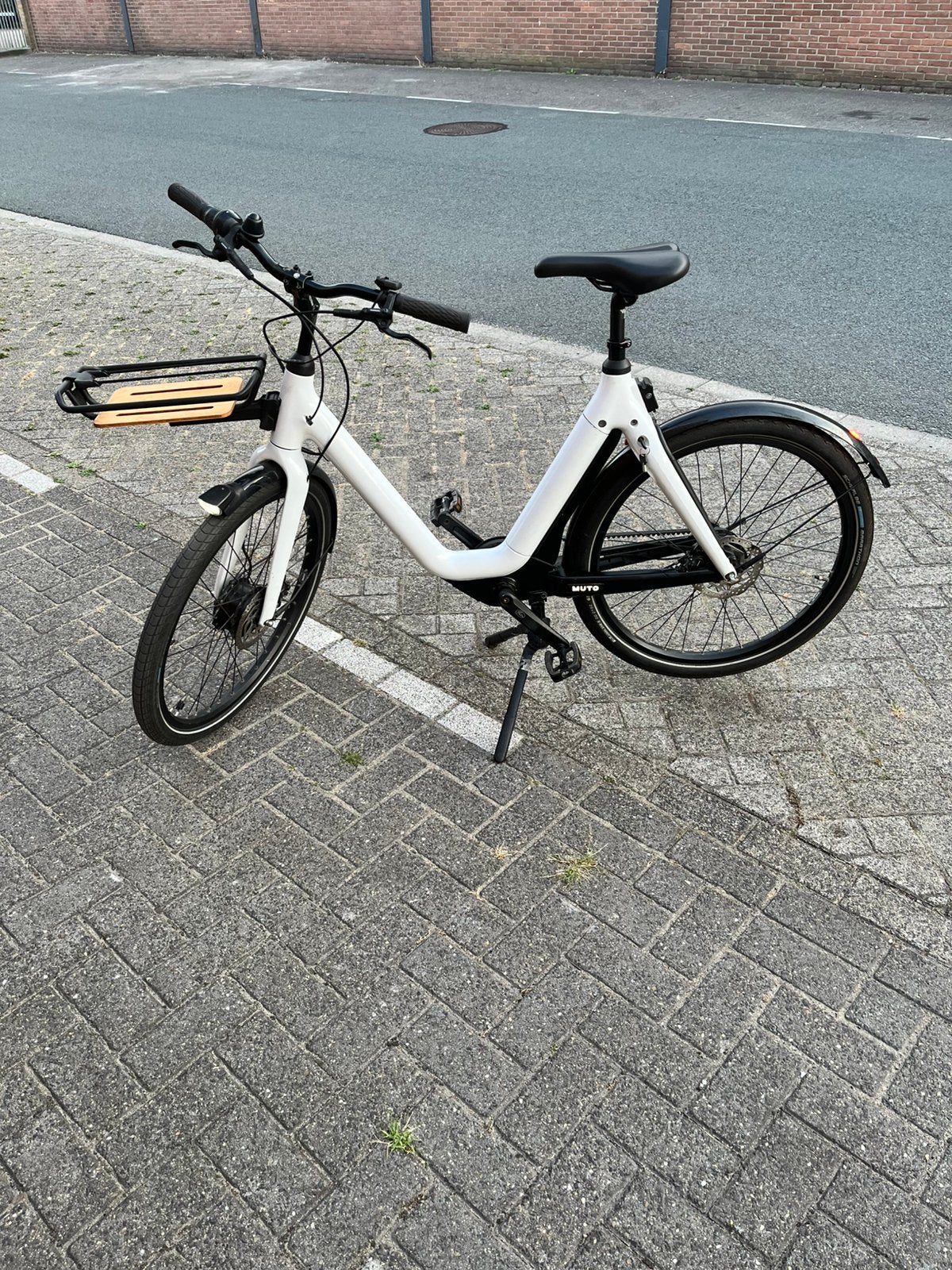Te koop stella muto wit met voordrager, Ophalen, Zo goed als nieuw, Overige merken