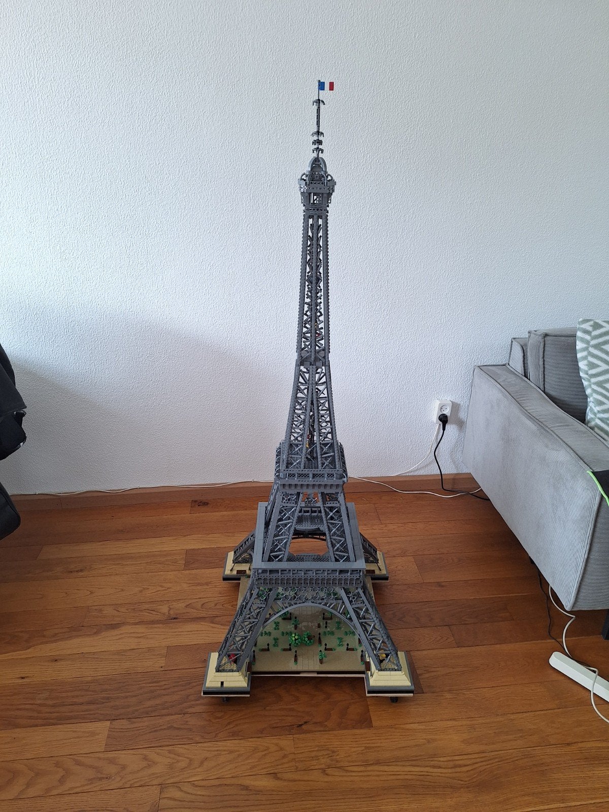 1,49M Eiffeltoren compatibel 10307, Ophalen, Zo goed als nieuw