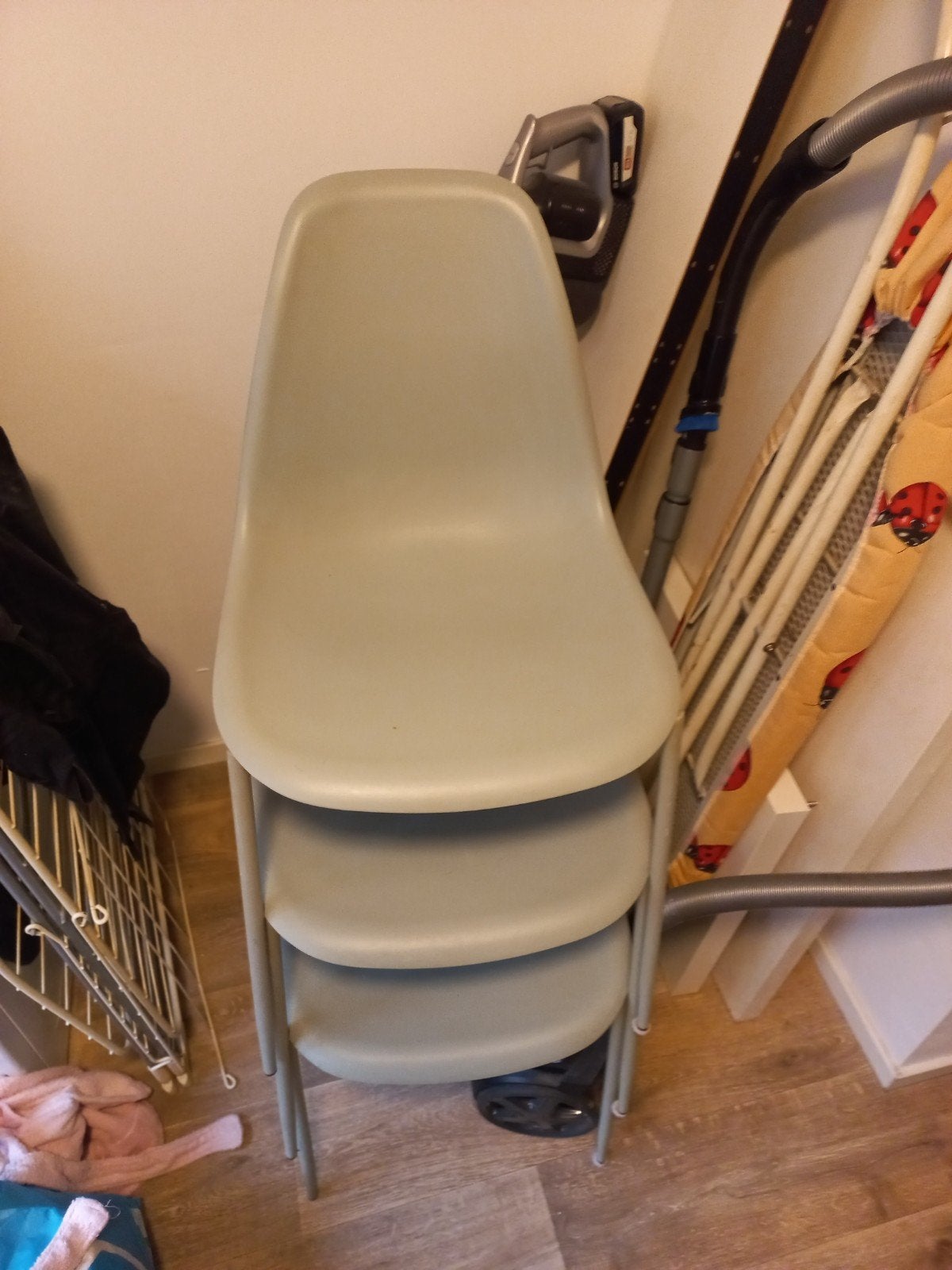 stoelen te koop. Licht groen., Huis en Inrichting, Stoelen, Ophalen, Kunststof, Gebruikt, Overige kleuren
