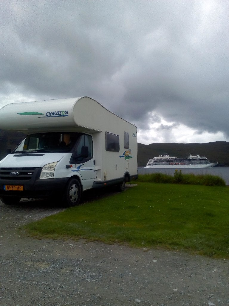 Chausson Trigano 6pers cruise trekhaak airco solar stapelbed, Alkoof, Ford, 6 tot 7 meter, Particulier