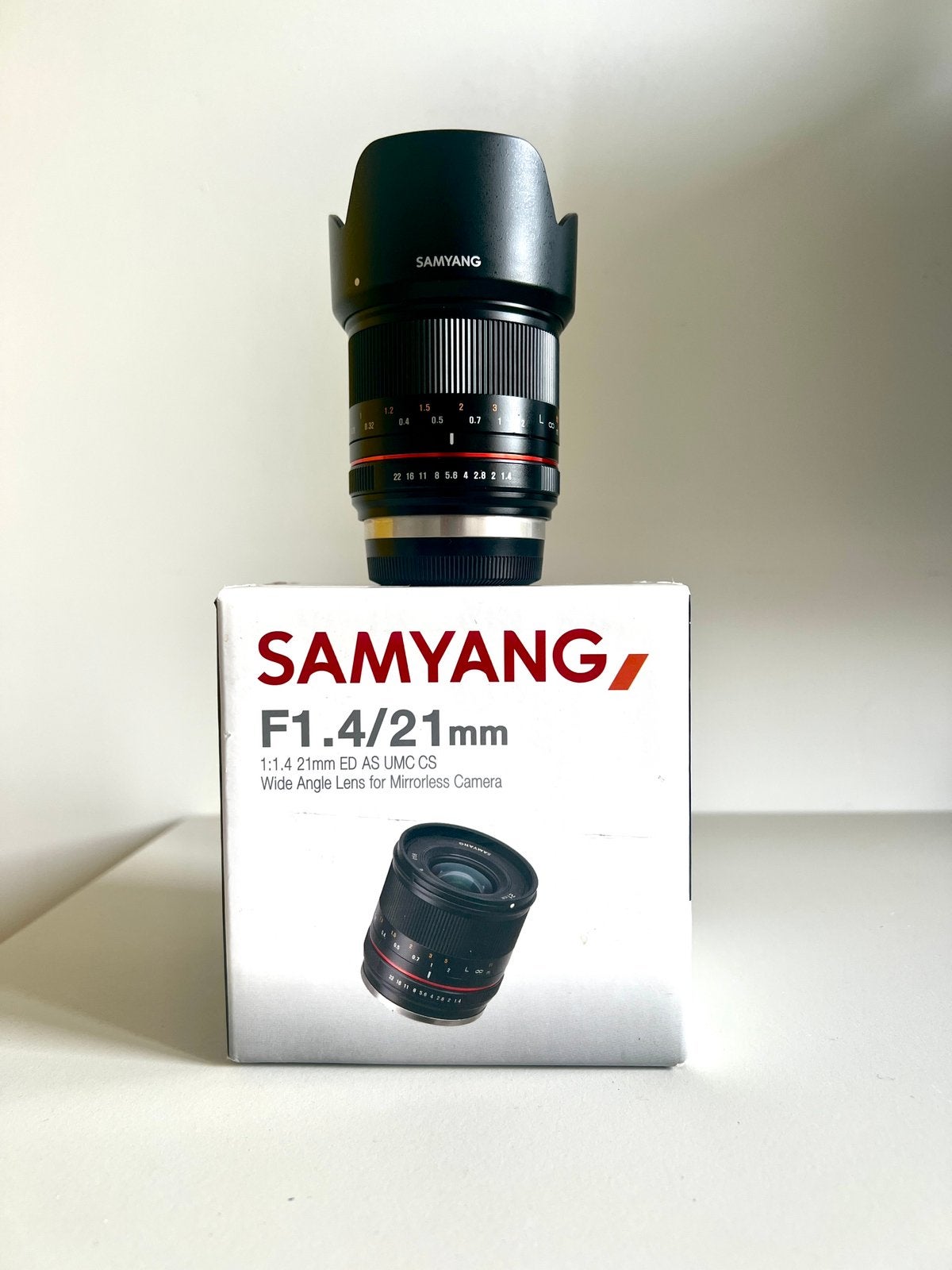 Samyang 21mm F1.4 lens voor Fuji X, Ophalen of Verzenden, Zo goed als nieuw, Standaardlens