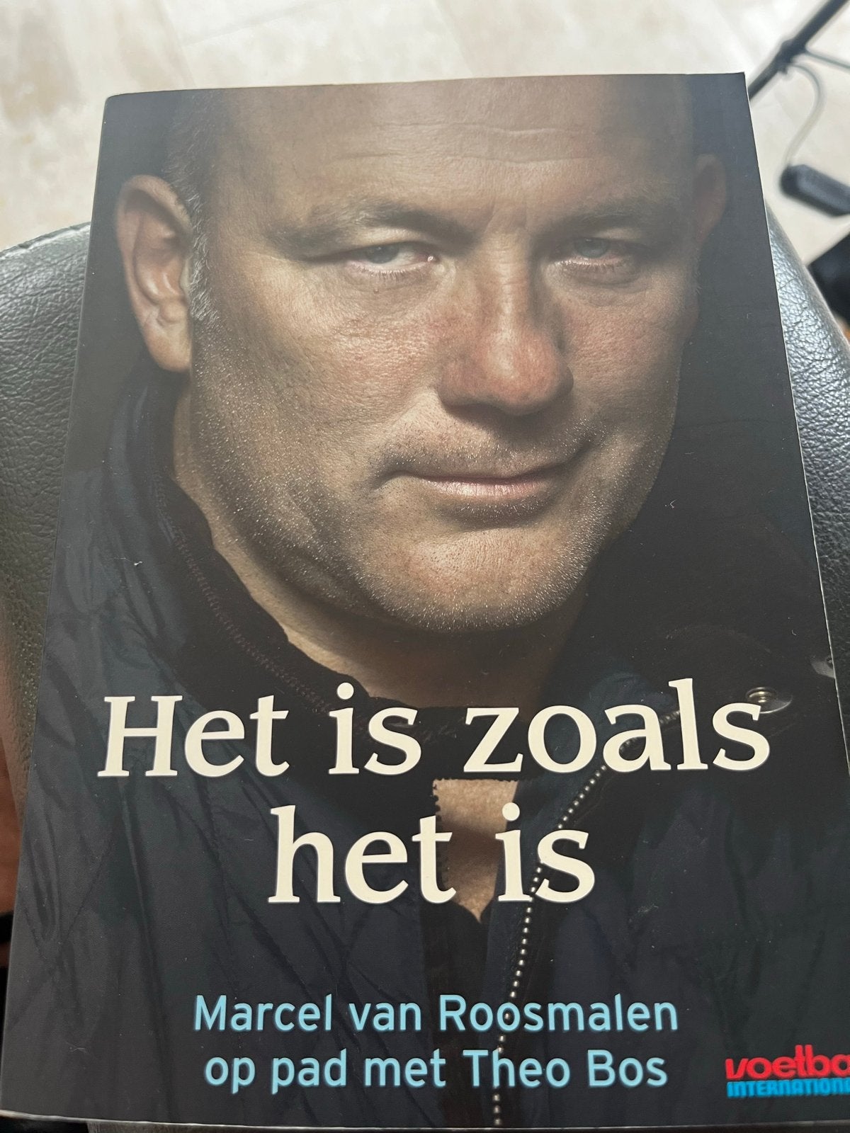Het is zoals het is - Marcel van Roosmalen & Theo Bos, Ophalen of Verzenden, Zo goed als nieuw, Nederland