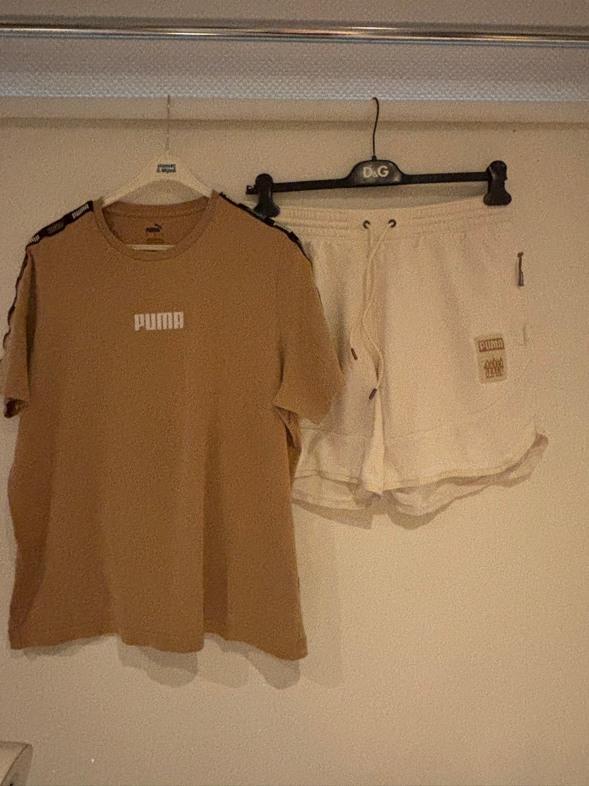 Puma 2 delig setje maat l, Maat 52/54 (L), Beige, Ophalen of Verzenden, Zo goed als nieuw