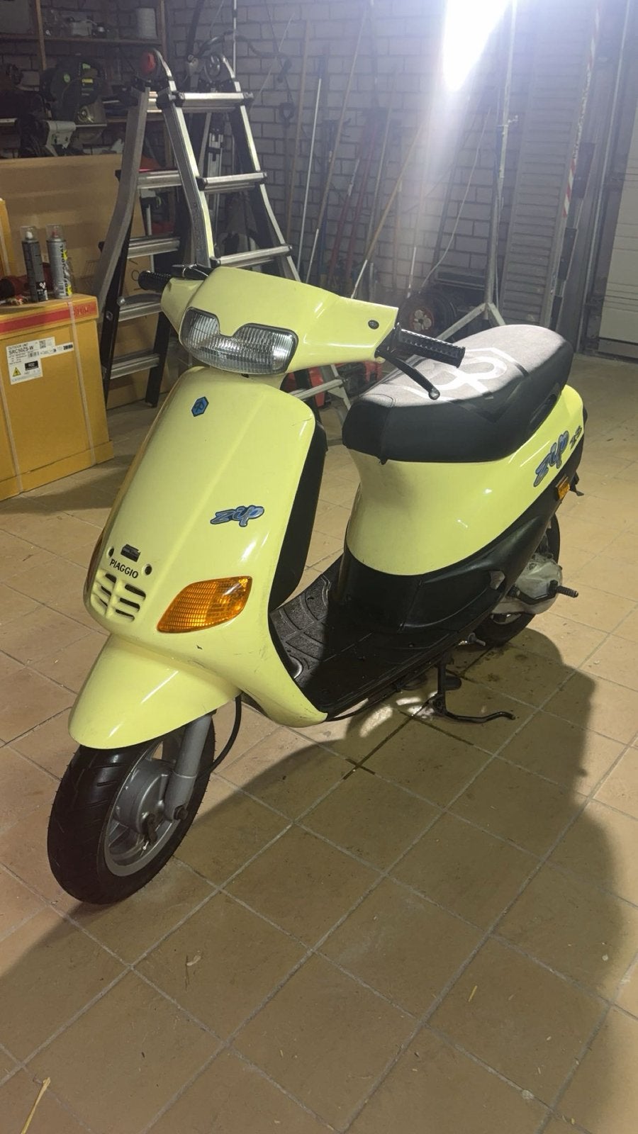 piaggio type 2 70cc, Ophalen, Tweetakt, Zip, Zo goed als nieuw