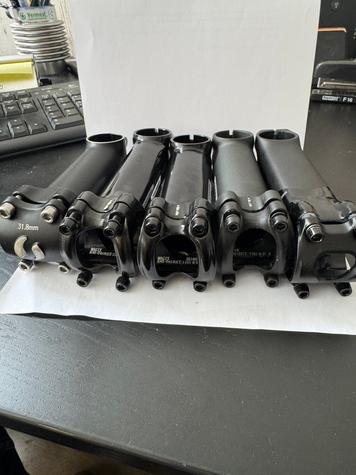 Magazijnopruiming: nieuwe racestuurpennen fondriest/storck, Stuur, Nieuw, Ophalen of Verzenden, Aluminium
