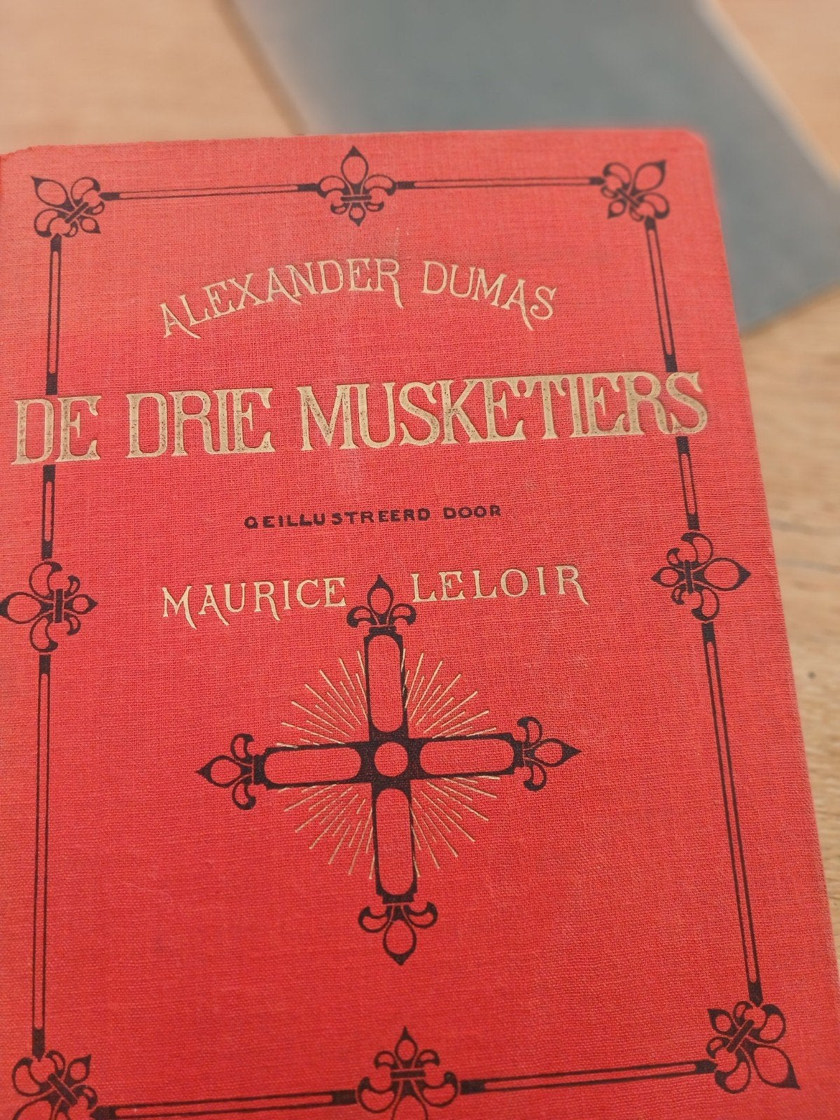 De Drie Musketiers - Alexander Dumas (Geïllustreerd), Boeken, Ophalen, Gelezen, Alexander Dumas, Nederland