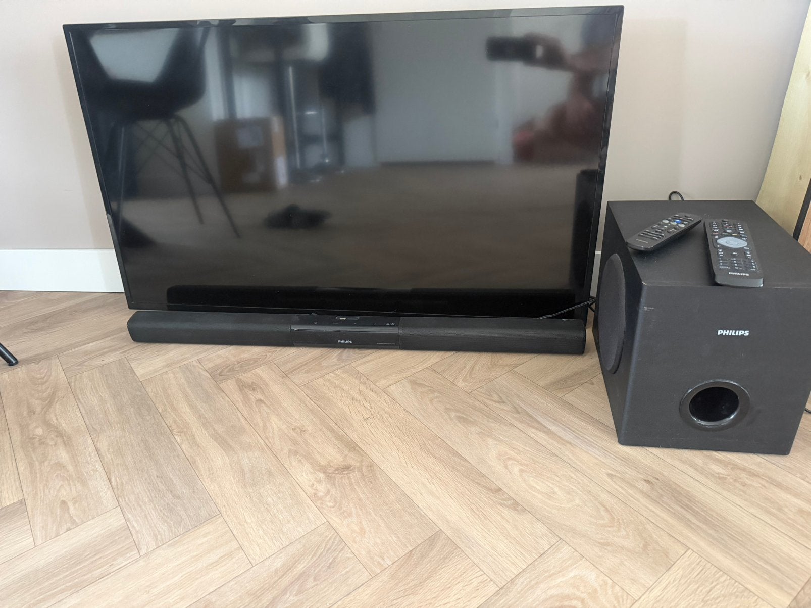 Philips tv, Ophalen, Philips, 70 watt of meer, Gebruikt