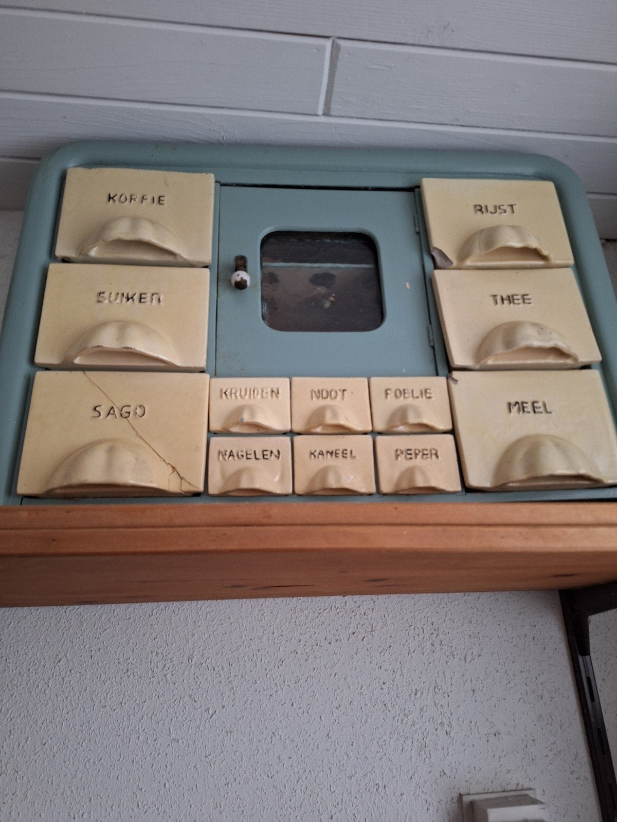 Vintage kruidenrekje met eierkastje (voor de oorlog), Ophalen