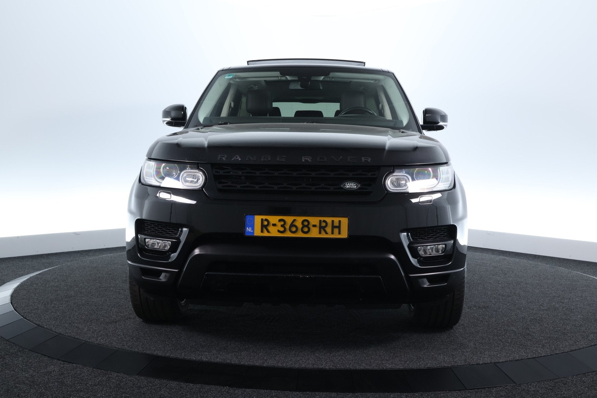 Land Rover Range Rover Sport 3.0 TDV6 HSE Dynamic |PANO|TREK, 249 pk, Gebruikt, 2993 cc, 255 €/maand