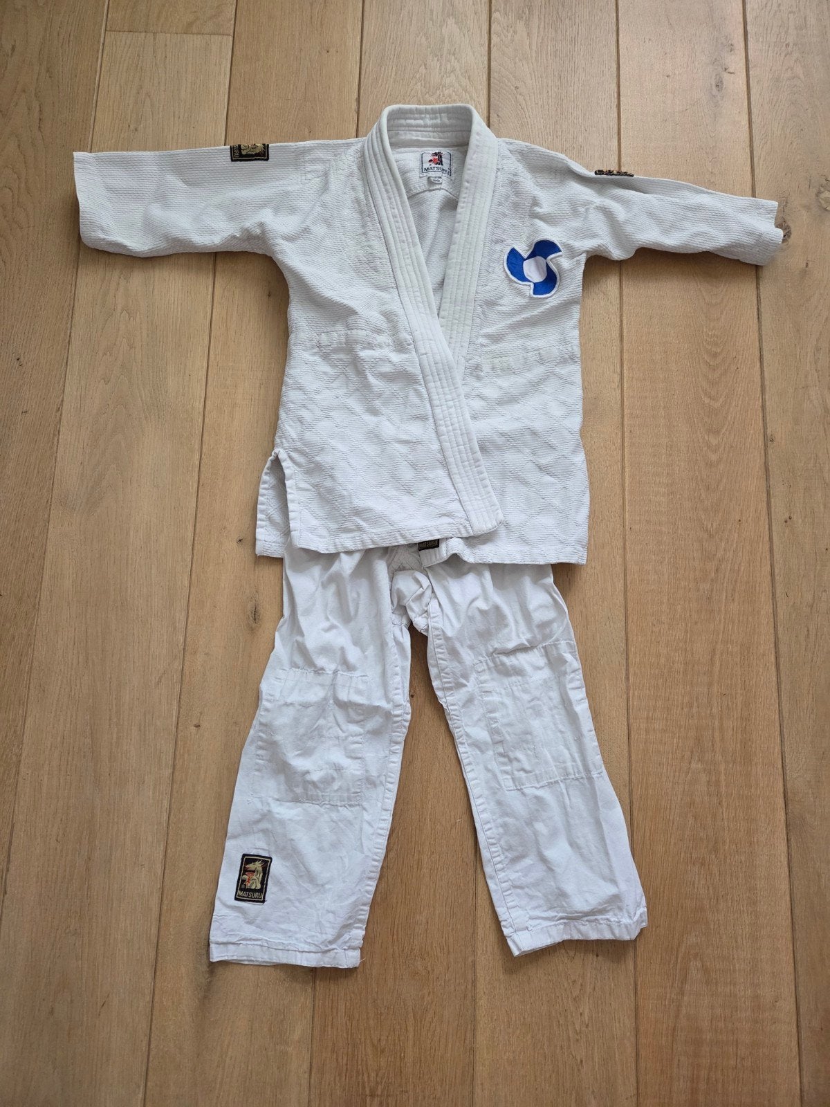 Judopak Matsuru mt 120, Sport en Fitness, Vechtsporten en Zelfverdediging, Ophalen, Maat XS of kleiner, Judo, Vechtsportpak