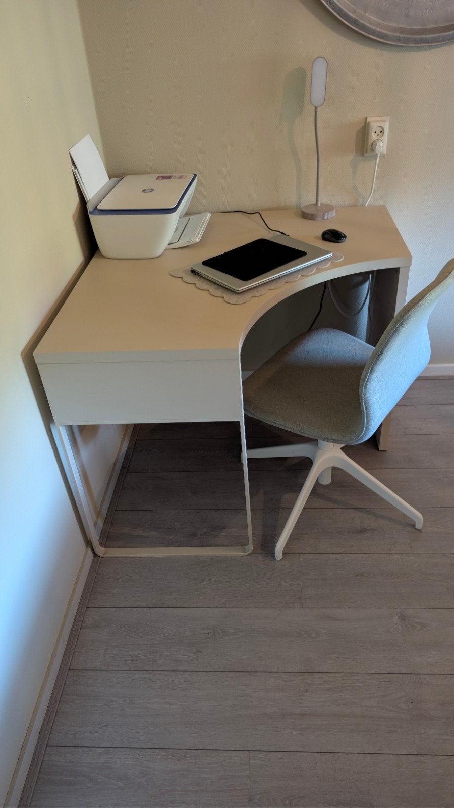 Micke hoekbureau Ikea, Ophalen, Opbergruimte, Gebruikt, Hoekbureau