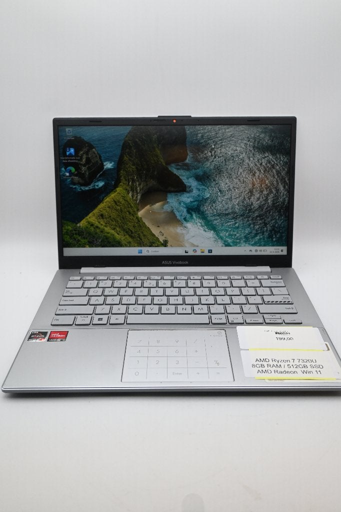 Lenovo Ideapad 3 AMD Ryzen 7 7320U 8RAM 512SSD AMD Radeon