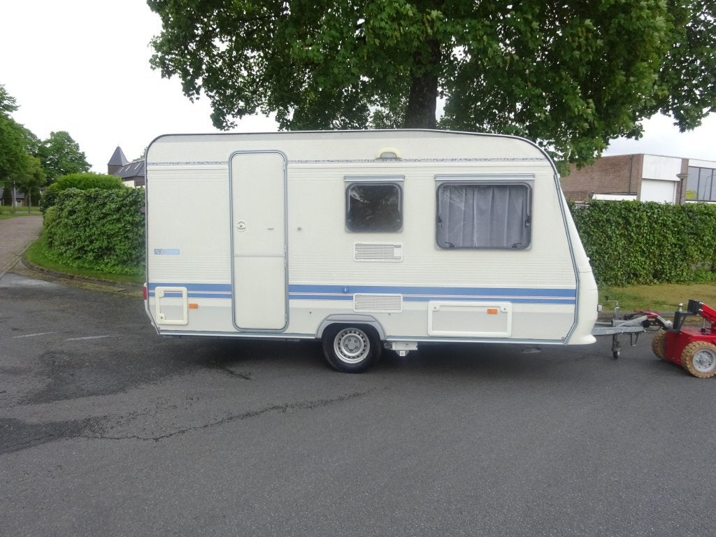 Adria Unica 390 GERESERVEERD, Overige typen, Kachel, Bedrijf, Treinzit