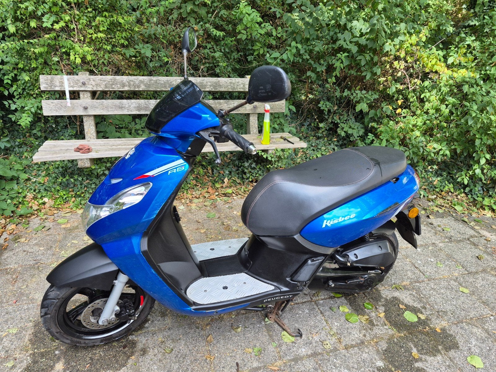 Peugeot Kisbee RS Scooter - Blauw kenteken, Overige modellen, Ophalen of Verzenden, Zo goed als nieuw, 50 cc