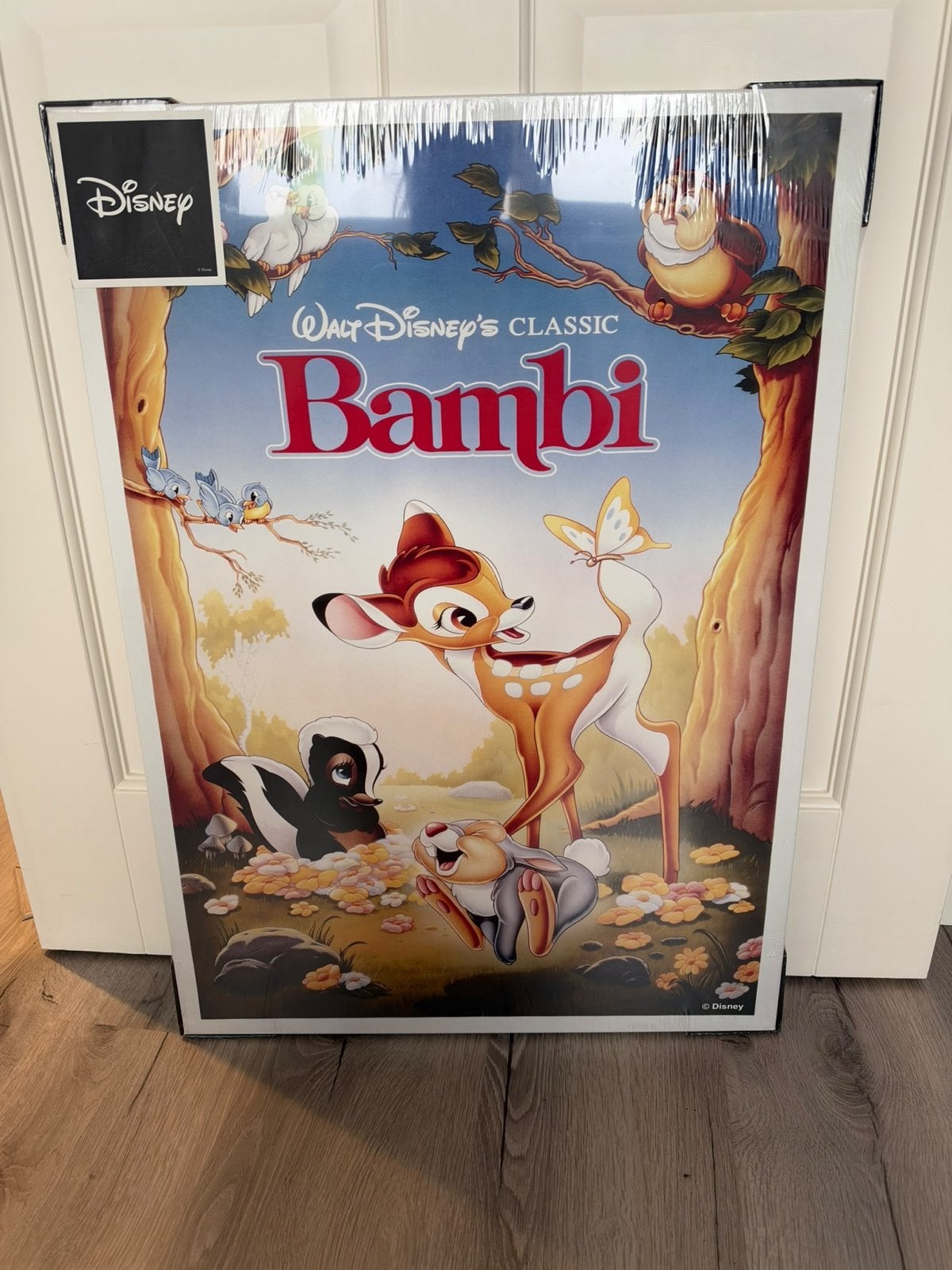 Disney Bambi canvas 50x70 cm - Nieuw in verpakking, Verzamelen, Ophalen of Verzenden, Bambi of Dumbo, Nieuw, Plaatje of Poster