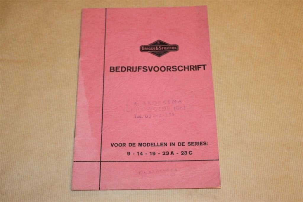 Briggs & Stratton motoren - Bedrijfsvoorschrift - Ca 1950, Ophalen of Verzenden, Zo goed als nieuw, Bouwkunde