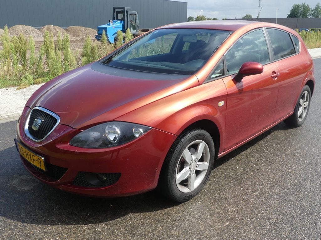 Seat Leon 1.6 Busin - LPG G3 - EXPORT, 1228 kg, Gebruikt, 4 cilinders, Leon
