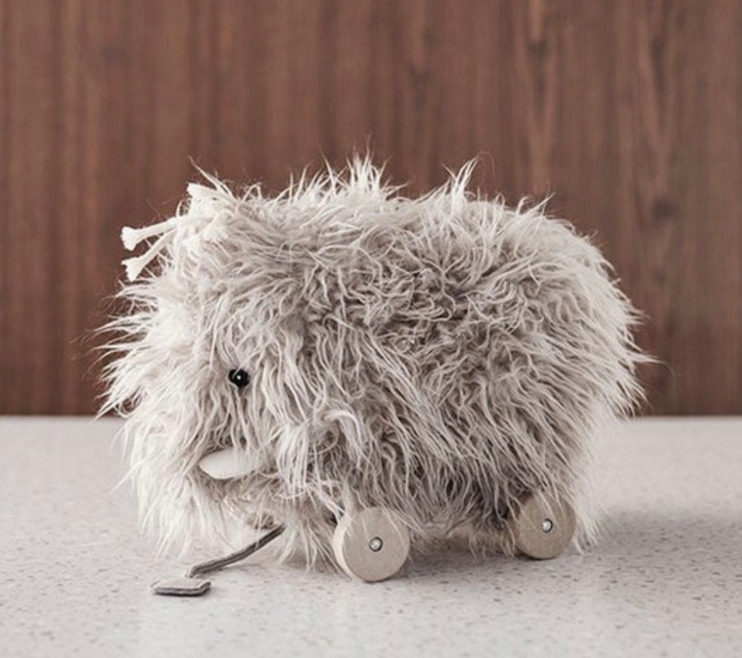 Kid's Concept Houten Trekspeeltje Mammoet, Ophalen of Verzenden, Zo goed als nieuw, Overige typen, Met wieltjes