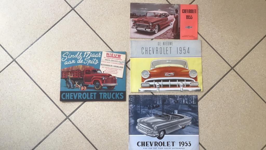 CHEVROLET LOT FOLDERS 1953 1954 1955 + VRACHTWAGEN FOLDER, Boeken, Auto's | Folders en Tijdschriften, Ophalen of Verzenden, Zo goed als nieuw