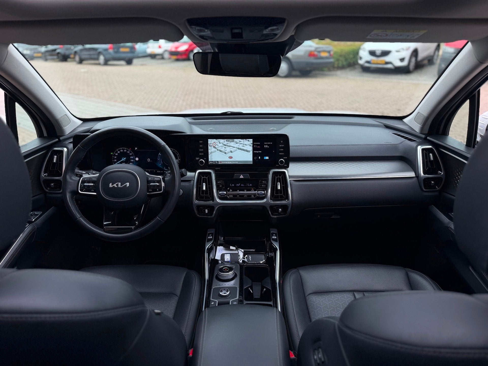 Kia Sorento 1.6 T-GDI 180PK Hybrid 2WD DynamicPlusLine 7p Au, Auto's, Dealer onderhouden, Gebruikt, 4 cilinders, Wit
