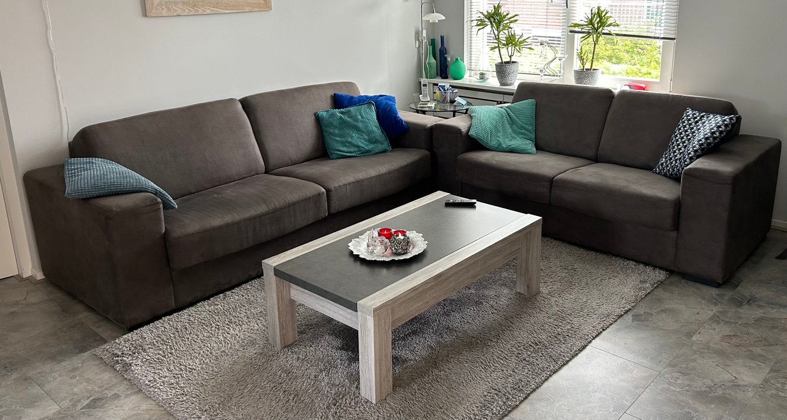 Comfortabele 2,5-zits en 2-zits bankstel met vloerkleed, Huis en Inrichting, Ophalen, Gebruikt, Minder dan 75 cm, Strak model