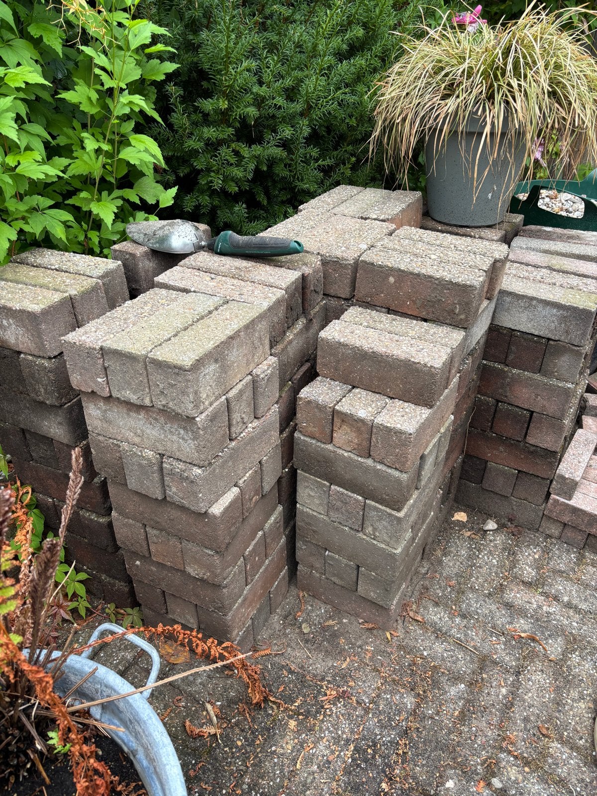 Gratis betonklinkers (21x7x8 cm), Ophalen, Overige materialen, Gebruikt, Overige typen