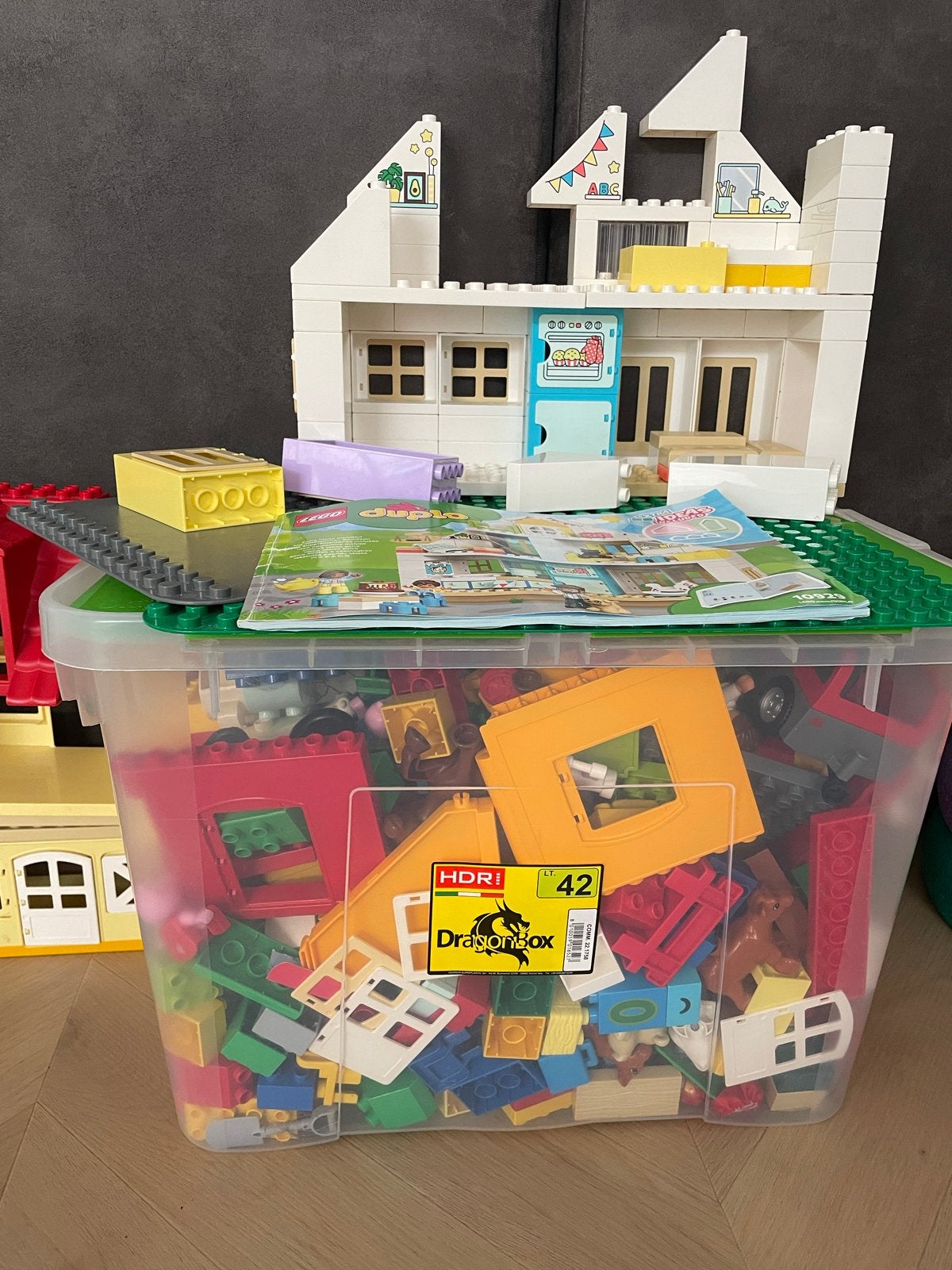 Grote partij LEGO Duplo met huis, handleiding en opbergbox, Ophalen, Gebruikt, Overige thema's, Duplo