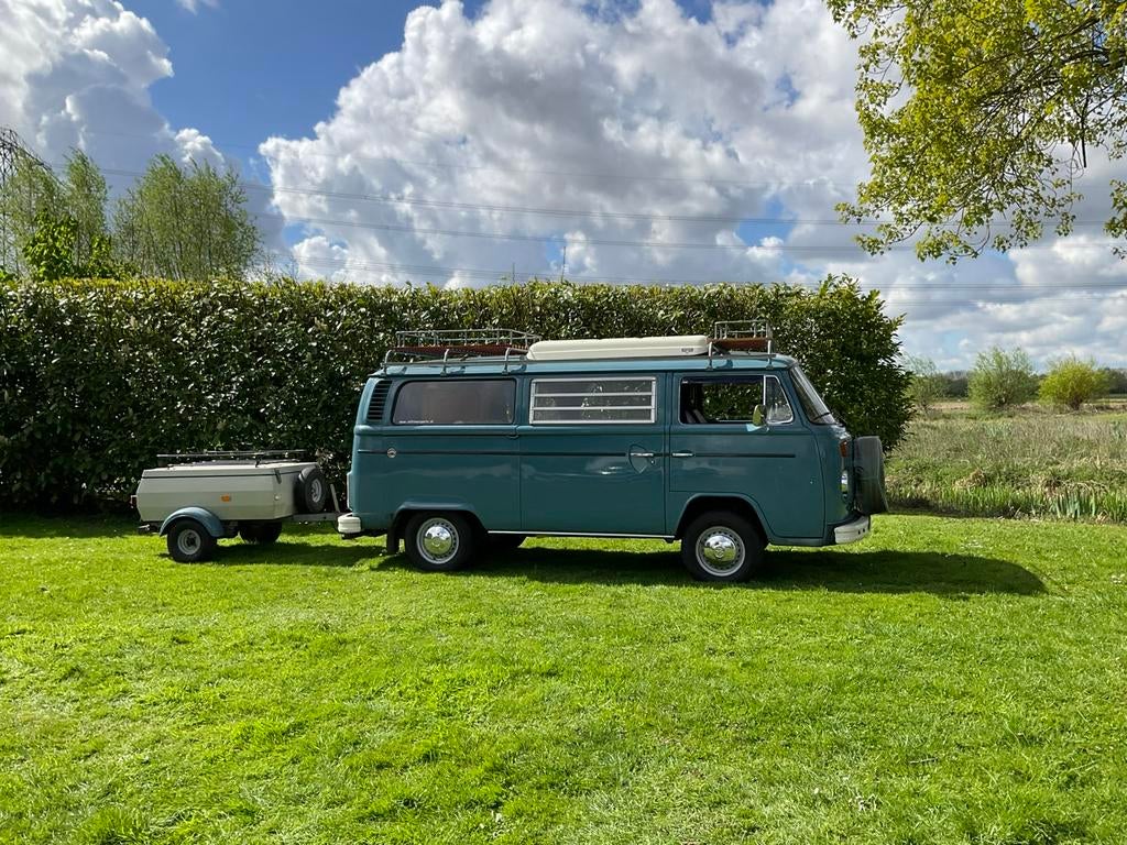Volkswagen Kampeerauto t2 1975 Blauw originele ned. auto, Auto's, Blauw, Origineel Nederlands, Particulier, 1390 kg
