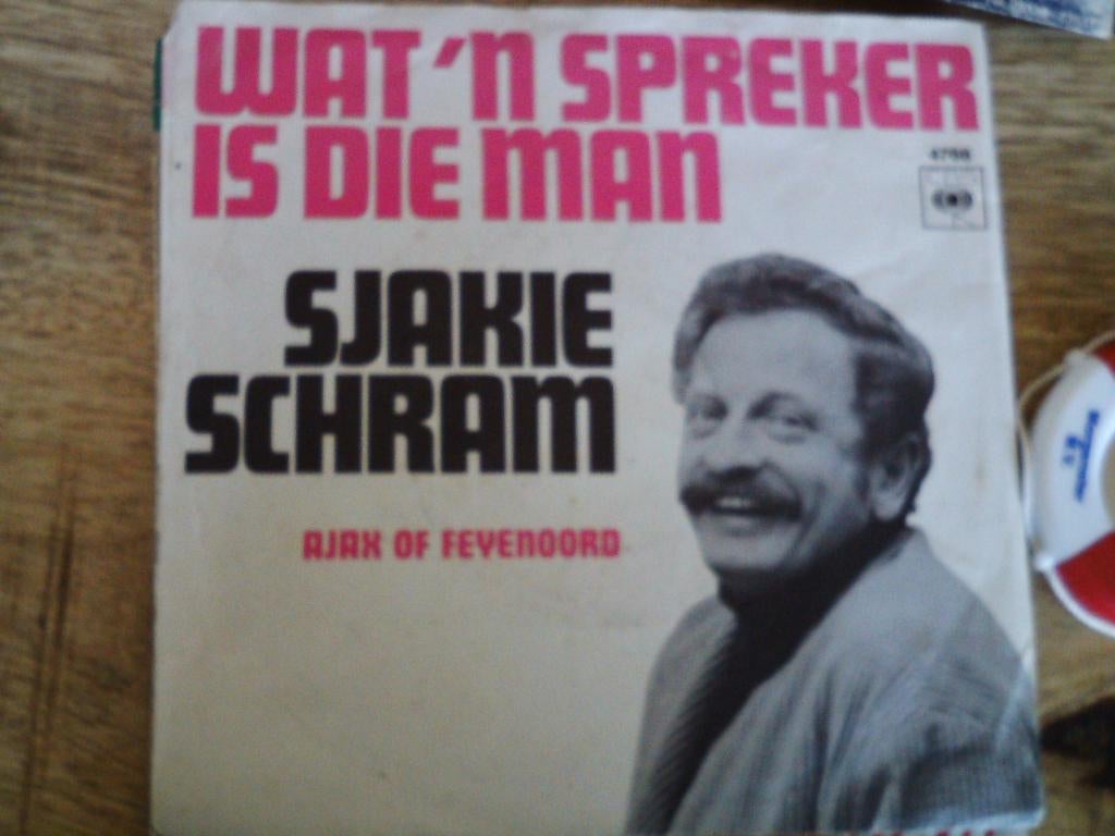 sjakie schram - wat 'n spreker is die man 5a, 7 inch, Single, Ophalen of Verzenden, Zo goed als nieuw