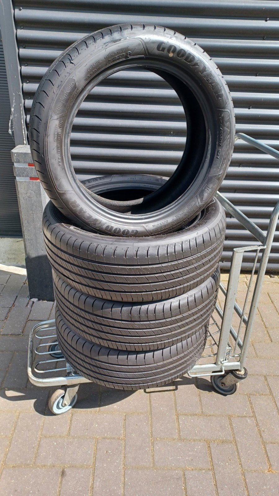 205 50 17 93V 1325 demo banden goodyear efficient grip nieuw, Auto-onderdelen, Banden en Velgen, Ophalen, Nieuw, 17 inch, 205 mm