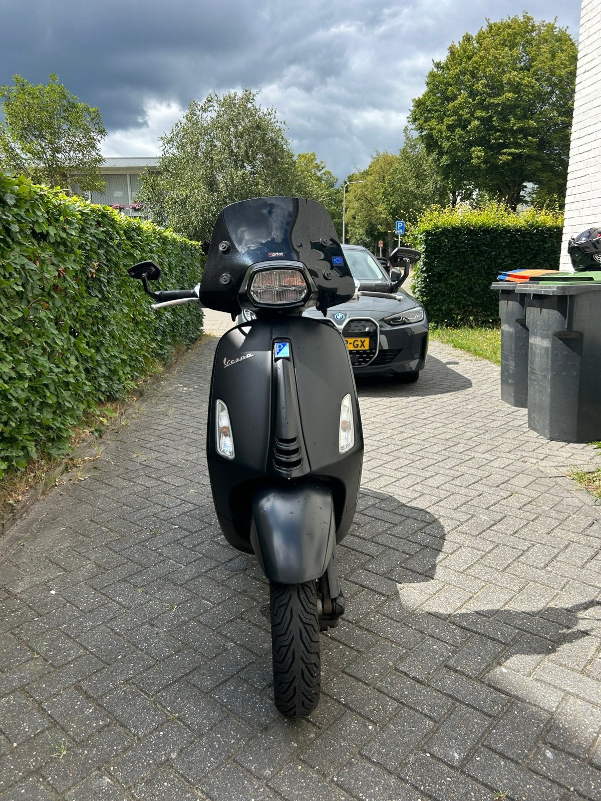 Vespa Sprint Notte 45km/u - Mat Zwart - Weinig kilometers, Fietsen en Brommers, Scooters | Vespa, Ophalen, Gebruikt, Overige modellen