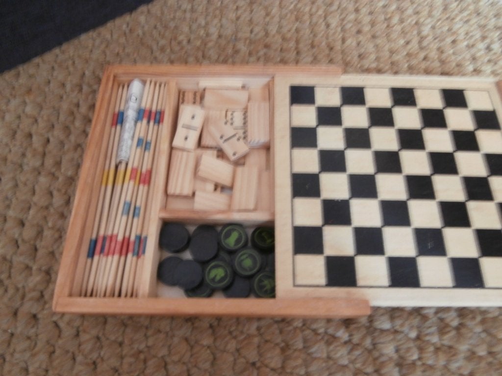 Bordspel dammen schaken mikado reisspel spel domino, Ophalen of Verzenden, Zo goed als nieuw, Reisspel