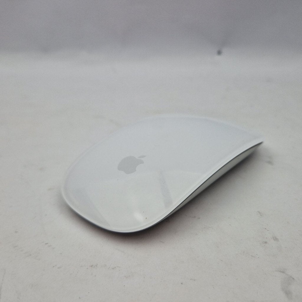 Apple Magic Mouse 2 || Nu Voor Maar €59.99, Computers en Software, Ophalen of Verzenden, Gebruikt