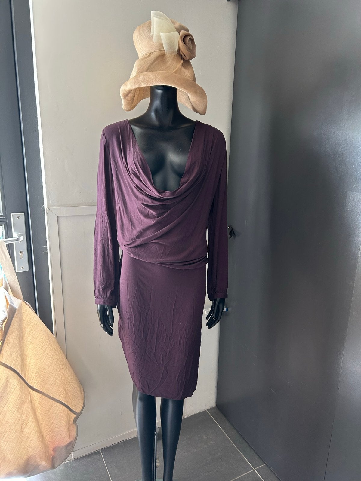 High Use jurk met watervalhals - Aubergine - Maat 40, Maat 38/40 (M), High, Paars, Ophalen of Verzenden