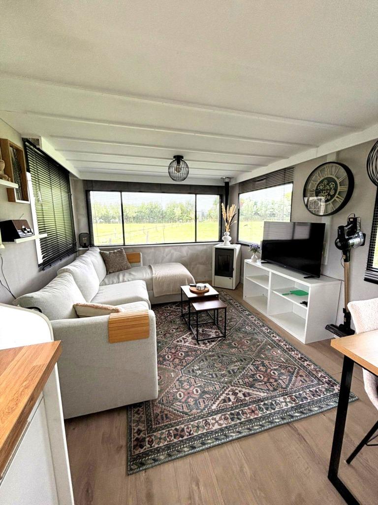 Vakantie 2026: “Tiny House” tuin/airco, dichtbij strand, Caravans en Kamperen